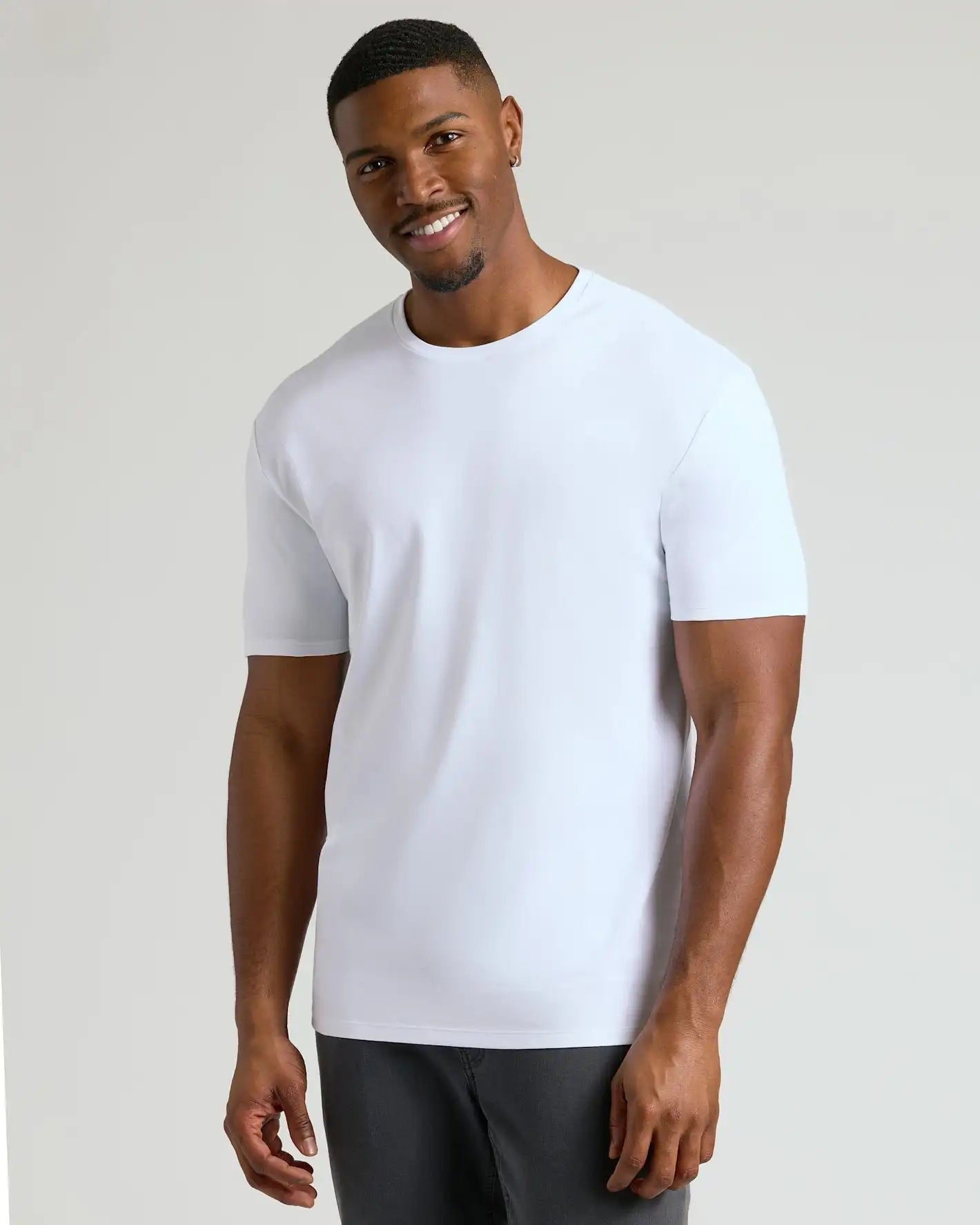 trueclassicteesclub.com